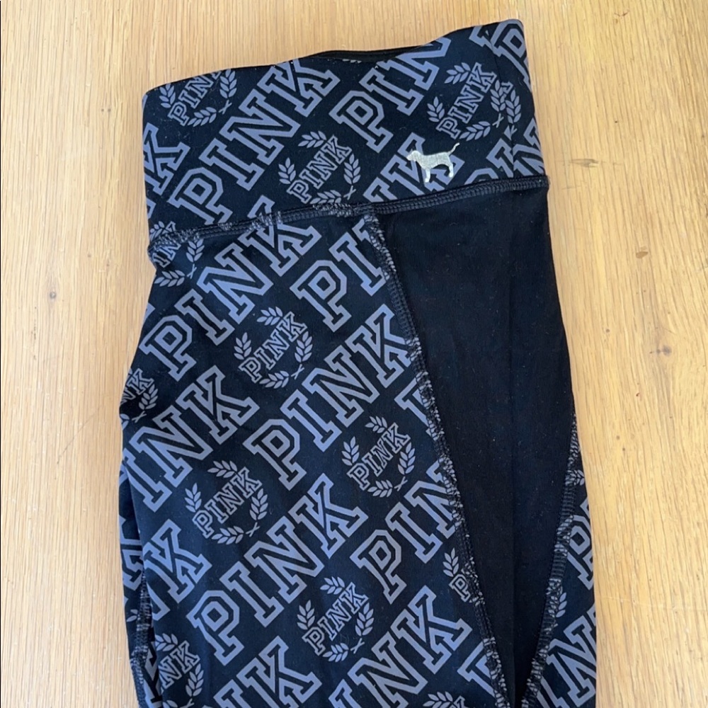 Victoria’s Secret PINK leggings